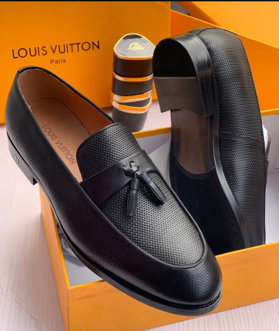 Black Dressing Shoe