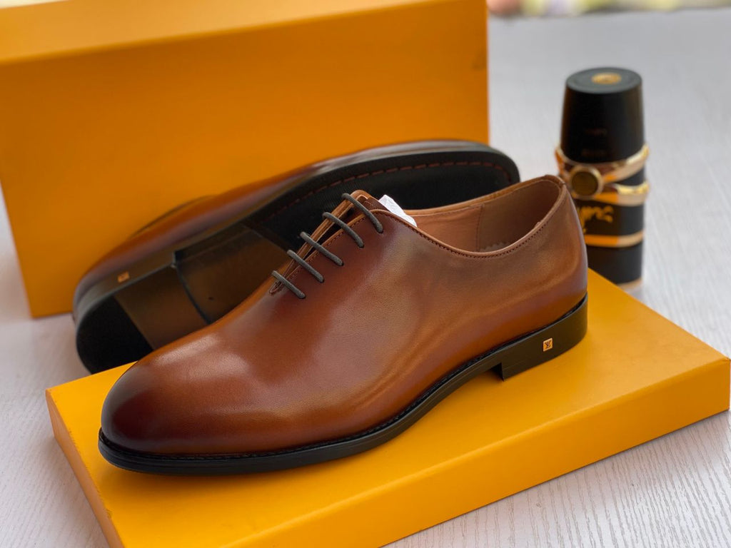 Shoe