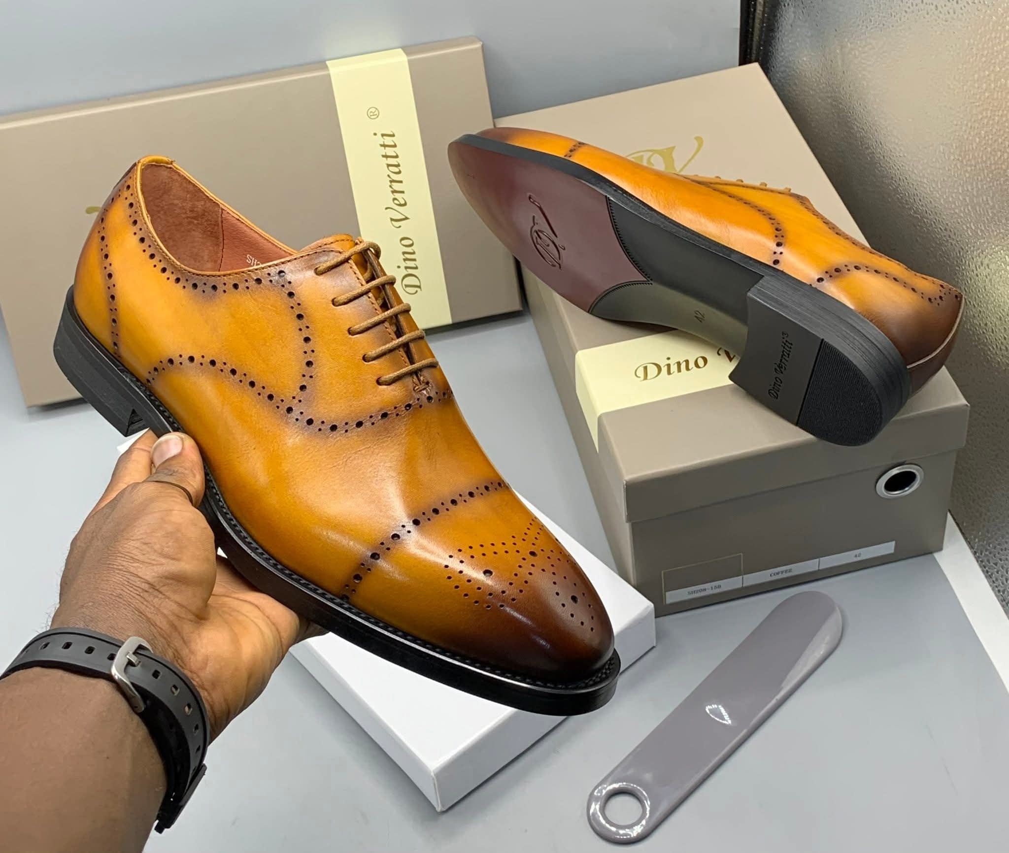 Shoe