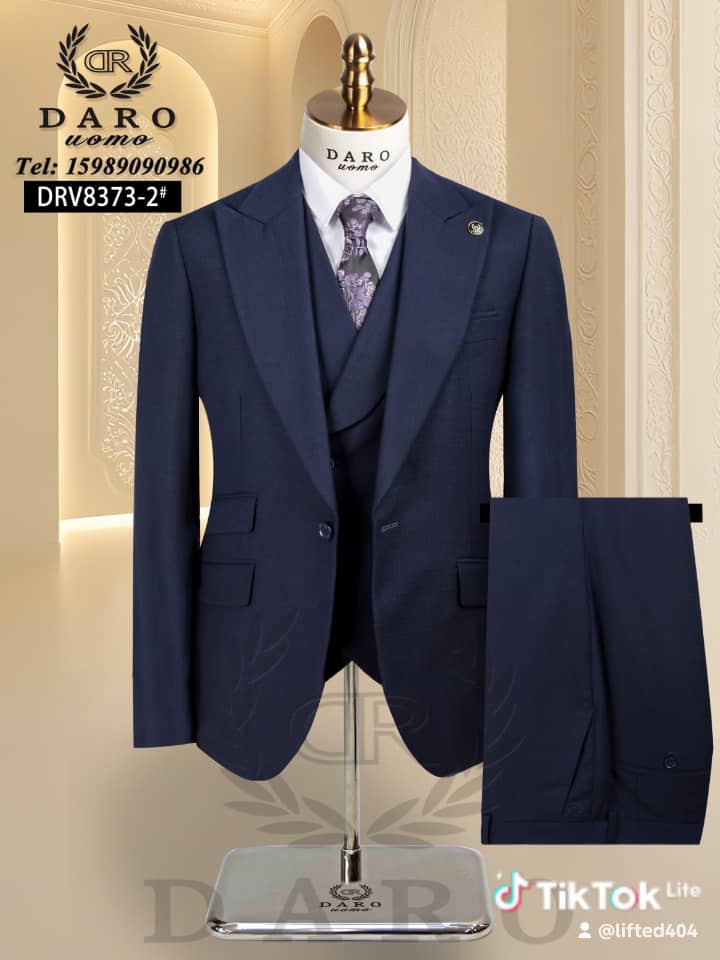 Three pieces Suit