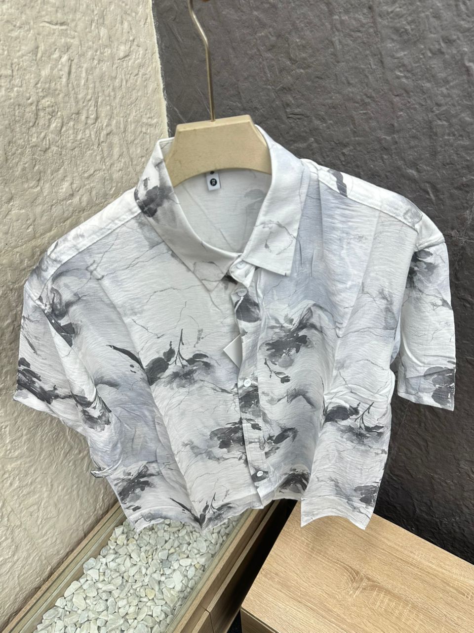 Short sleeve shirt